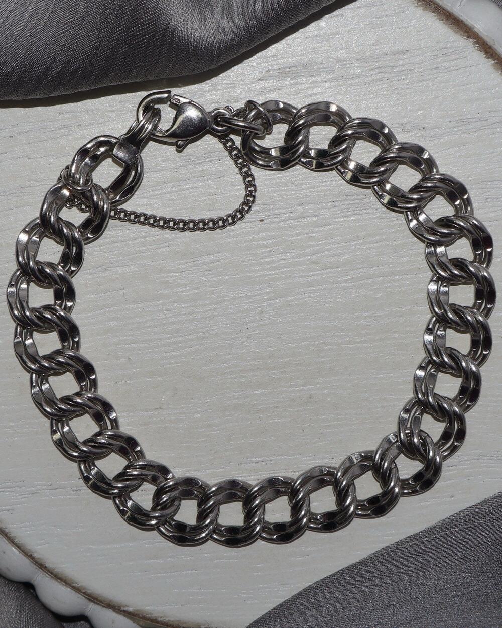 James Avery Sterling Silver Double Charm Bracelet 18.4G / 7.5in / 9mm